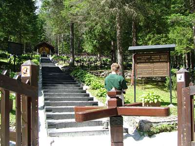 Der gesamte Friedhof ist sehr gepflegt.