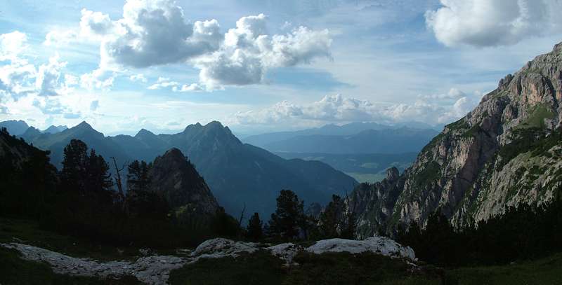 Wir sind &uuml;ber 2100m hoch und schauen nach Norden.