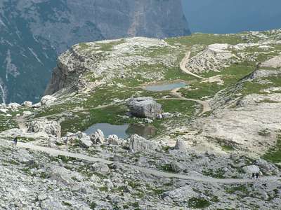 Diese zwei Seen hei&szlig;en Lago di Lavaredo.