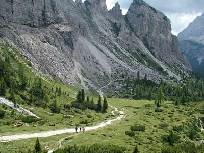 Der Weg 101 ist sehr malerisch. Nur der L&auml;rm und der Gestank der Autos auf der Stra&szlig;e hinter uns st&ouml;rt die Idylle.