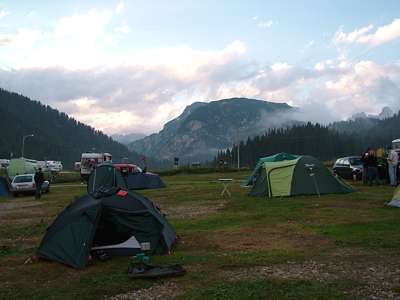 Abendstimmung auf dem Zeltplatz.
