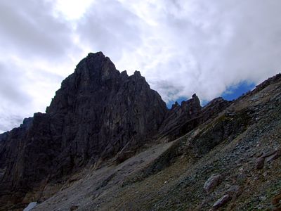 Die Berge Goldkappel und Pflerscher Tribulaun, sie sind das Ziel der Bergsteiger.