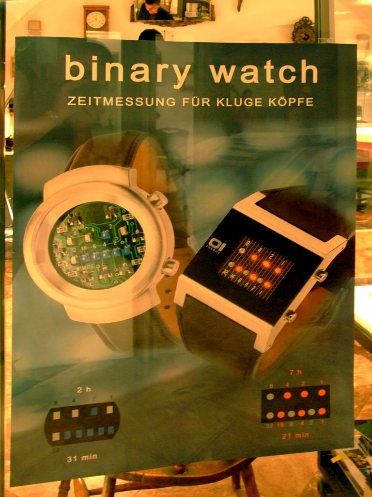 Und schwer zu nutzende binäre Uhren für Informatik-Studenten.