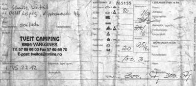 Dies ist die Zeltplatzquittung, die mitw&auml;chst. Bei jedem Bezahlen schiebt sich die angegebene Abreise entsprechend hinaus, pro Nacht kostet der Platz  100 NOK (12,5 &euro;), ein guter Preis.
