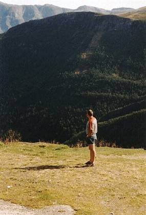Der Blick auf den Berg Ovriseggi.