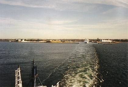 Auch das Schiff der TT-Line ist nun auf Kurs und folgt uns.