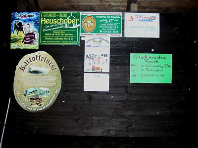 Am Aushang des Zeltplatzes hatte Evi die Information zum M&auml;rzenbier der Babben-Brauerei gefunden.