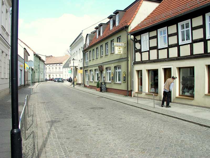 Die Ehm-Welk-Straße in Richtung Töpfermarkt.