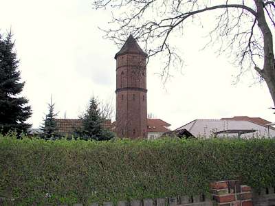 Der Wasserturm von L&uuml;bbenau.