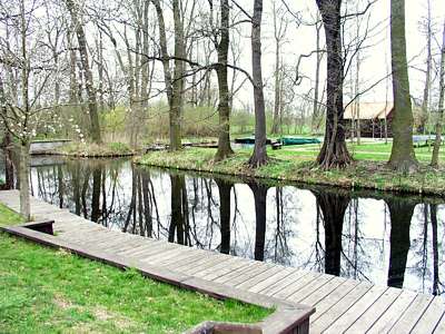 Das Bootshaus im Radduscher Hafen.