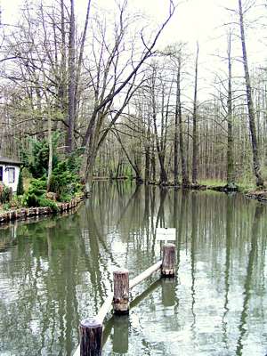 Blick auf die Hauptspree von der Schleuse aus. 