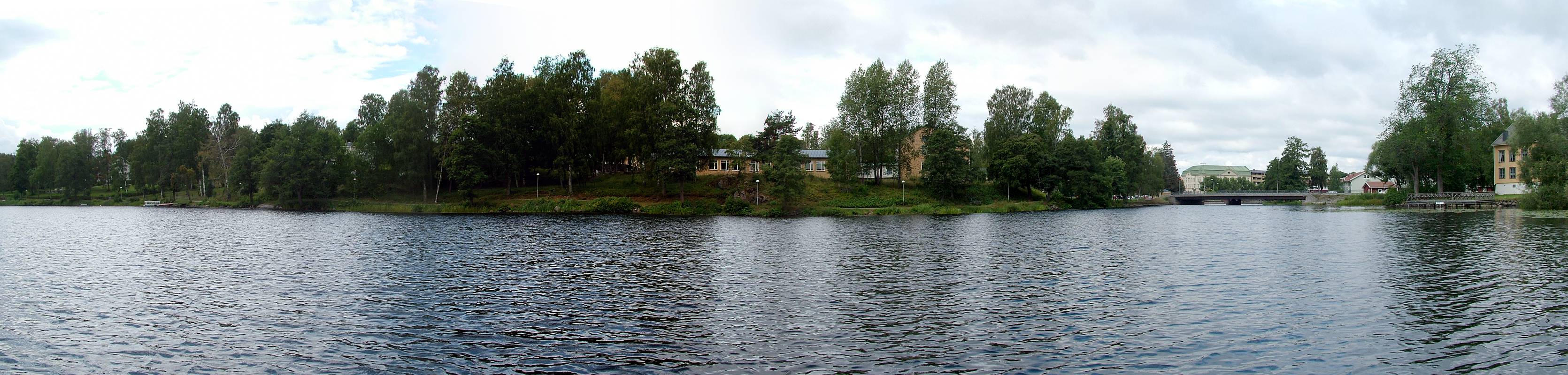 Hier geht der Daglösen in den Skillerälven über, der ihn mit dem Lersjön verbindet.