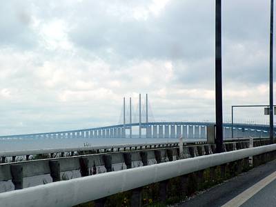 Wir kommen der eigentlichen Br&uuml;cke n&auml;her.