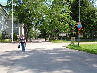 Hier ist zu, wir wandern zur&uuml;ck in die Stadt.