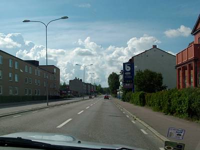 Auf der Hauptstra&szlig;e in Richtung Kvantum.