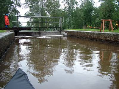Der Wasserspiegel beginnt abzusinken.