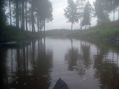 Dieser kleine Kanal f&uuml;hrt von der Schleuse in den Stor-Lungen. Die Bildqualit&auml;t wird immer schlechter.
