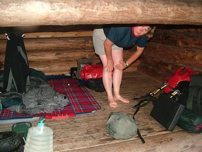 Evi hat die H&uuml;tte bereits eingerichtet.