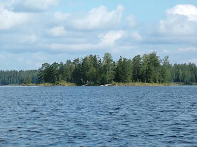Da liegt unsere Insel in der Sonne.