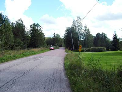 Die Straße führt nach Nykroppa.